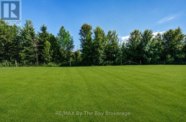 50 AMBER DRIVE Wasaga Beach Ontario photo 2