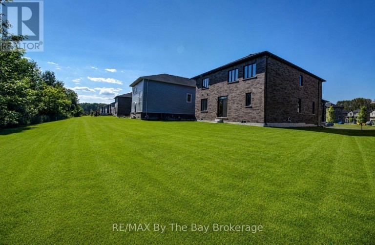 50 AMBER DRIVE, Wasaga Beach, Ontario, L9Z0R8
