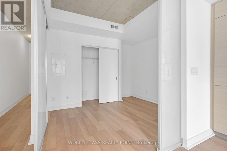 1202 - 210 SIMCOE STREET, Toronto (Kensington-Chinatown), Ontario, M5T0A9