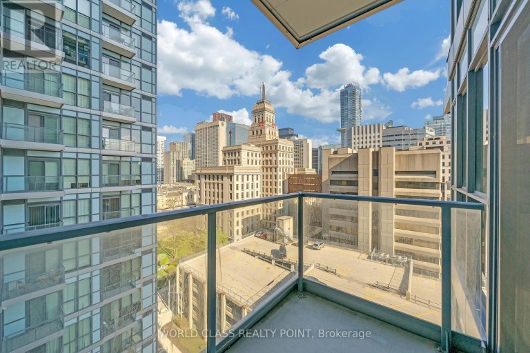 1202 - 210 SIMCOE STREET, Toronto (Kensington-Chinatown), Ontario, M5T0A9