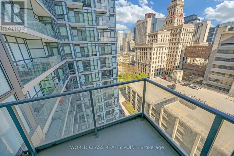1202 - 210 SIMCOE STREET, Toronto (Kensington-Chinatown), Ontario, M5T0A9