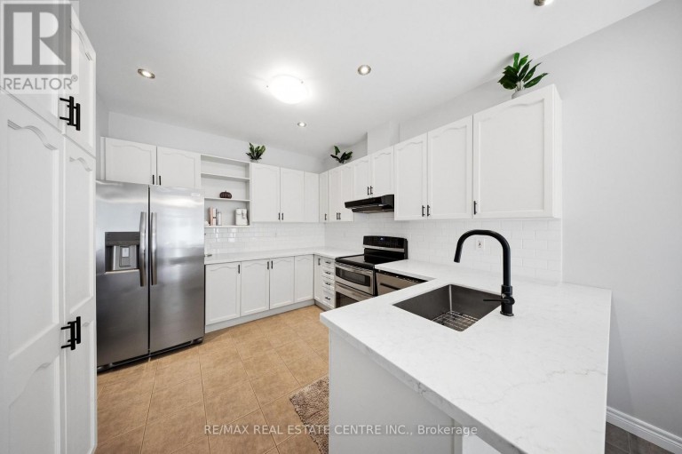 5300 PICKETTS WAY, Burlington (Orchard), Ontario, L7L7J6
