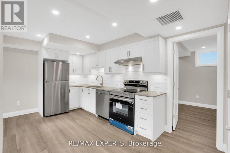 438 GLEN PARK AVENUE, Toronto (Yorkdale-Glen Park), Ontario, M6B2E7