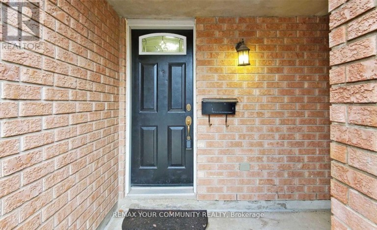 31 - 310 CHRISTOPHER DRIVE, Cambridge, Ontario, N1P1B4