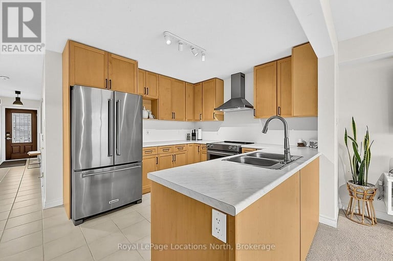 63 ARCHER AVENUE, Collingwood, Ontario, L9Y3B7