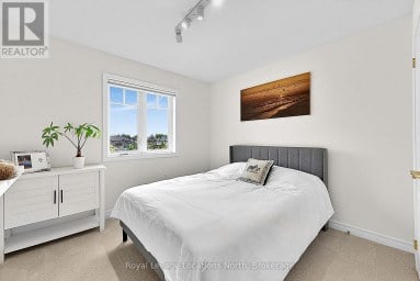63 ARCHER AVENUE Collingwood Ontario photo 27