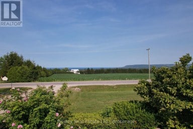 357190 THE BLUE MOUNTAIN MEAFORD TOWNLINE Meaford Ontario photo 2