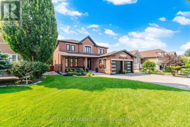 95 HUDSON DRIVE, Vaughan (Maple), Ontario, L6A1X4