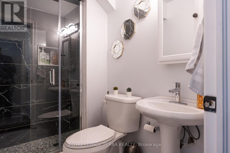 7 - 2871 DARIEN ROAD, Burlington (Rose), Ontario, L7M4R6