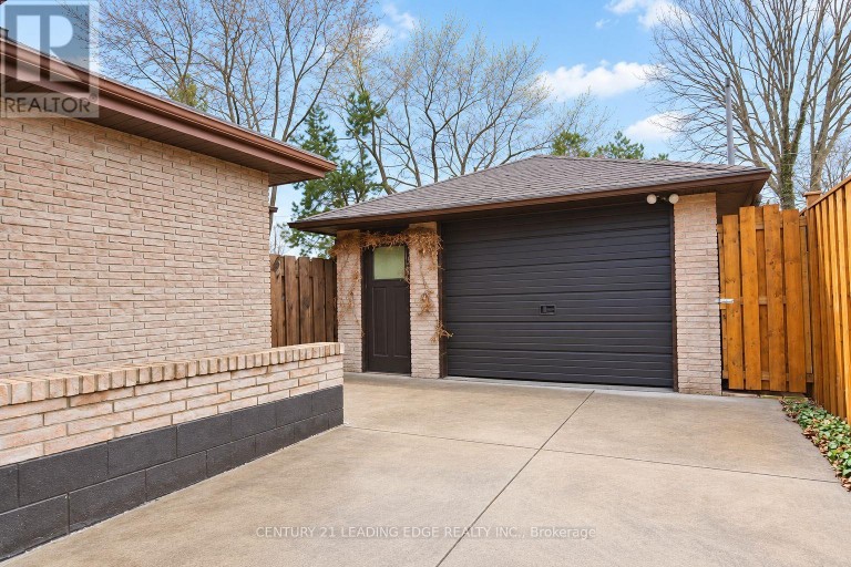 MAIN - 1275 PARKVIEW AVENUE, Windsor, Ontario, N8S2X8