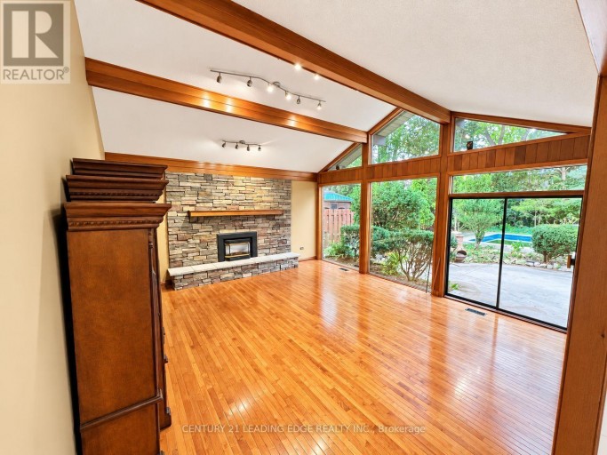 MAIN - 1275 PARKVIEW AVENUE, Windsor, Ontario, N8S2X8