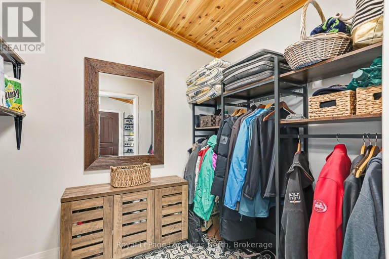 157 WOODLAND PARK ROAD, Blue Mountains, Ontario, N0H1J0