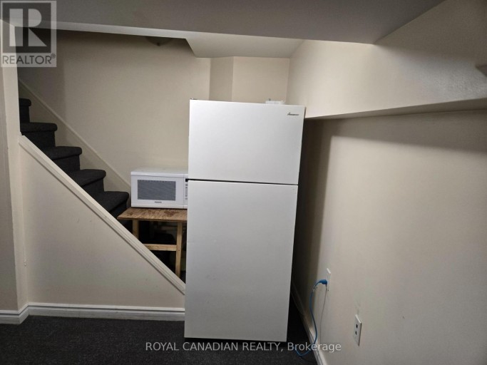 BSMT - 60 AGNES STREET, Mississauga (Cooksville), Ontario, L5B1J7