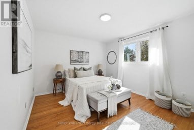 877 CAPRI COURT Oshawa (Donevan) Ontario photo 21