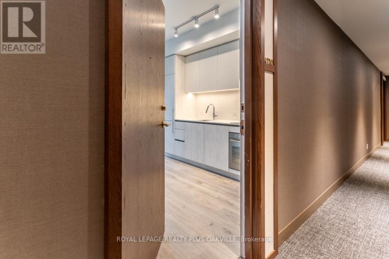 3801 - 7890 JANE STREET, Vaughan (Vaughan Corporate Centre), Ontario, L4K0K9