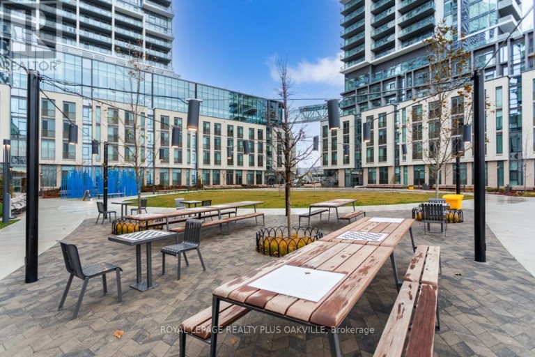 3801 - 7890 JANE STREET, Vaughan (Vaughan Corporate Centre), Ontario, L4K0K9