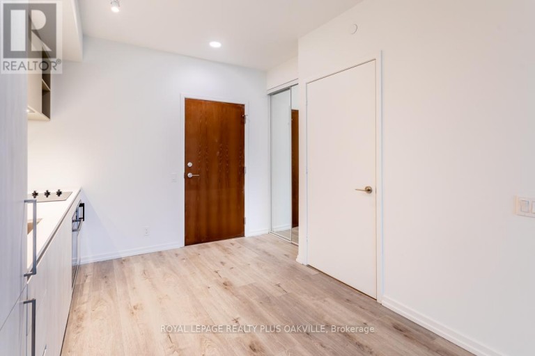 3801 - 7890 JANE STREET, Vaughan (Vaughan Corporate Centre), Ontario, L4K0K9