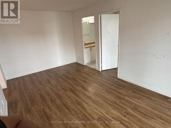 2216 - 155 HILLCREST AVENUE, Mississauga (Cooksville), Ontario, L5B3Z2