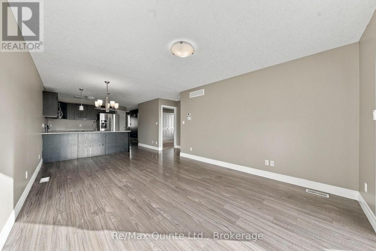 32 CORTLAND CRESCENT, Quinte West (Murray Ward), Ontario, K8V0E9