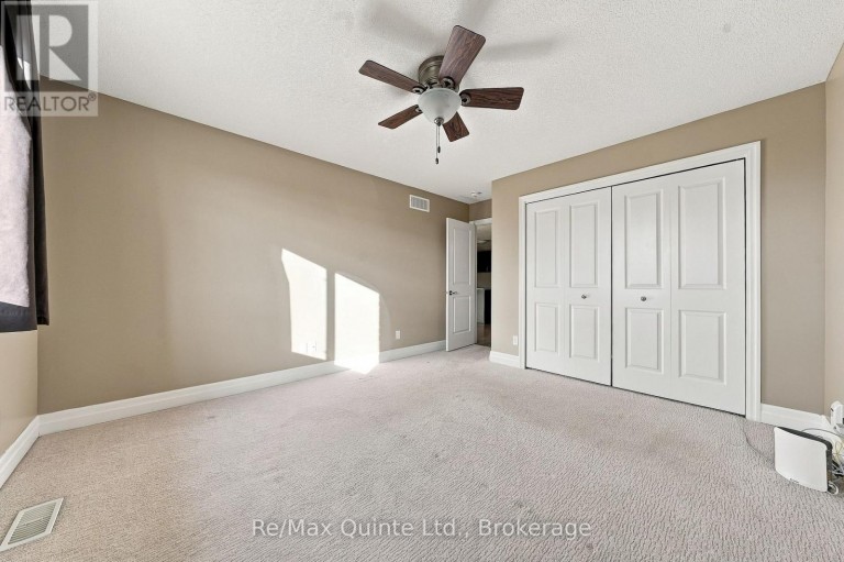 32 CORTLAND CRESCENT, Quinte West (Murray Ward), Ontario, K8V0E9