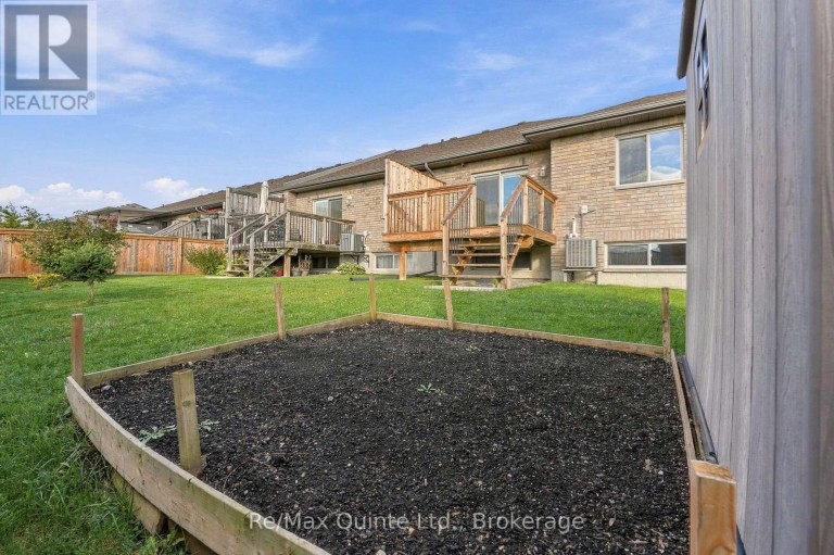 32 CORTLAND CRESCENT, Quinte West (Murray Ward), Ontario, K8V0E9