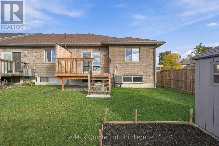 32 CORTLAND CRESCENT, Quinte West (Murray Ward), Ontario, K8V0E9