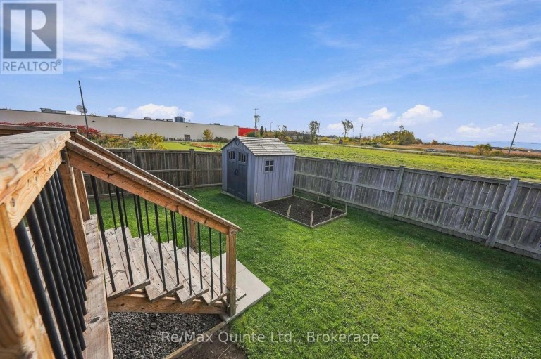 32 CORTLAND CRESCENT, Quinte West (Murray Ward), Ontario, K8V0E9