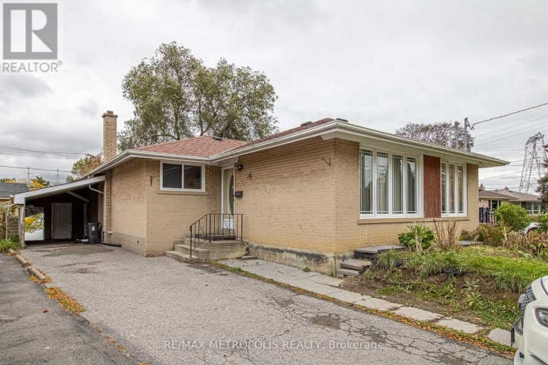 UPPER - 57 CHANCELLOR DRIVE, Toronto (Woburn), Ontario, M1G2W4
