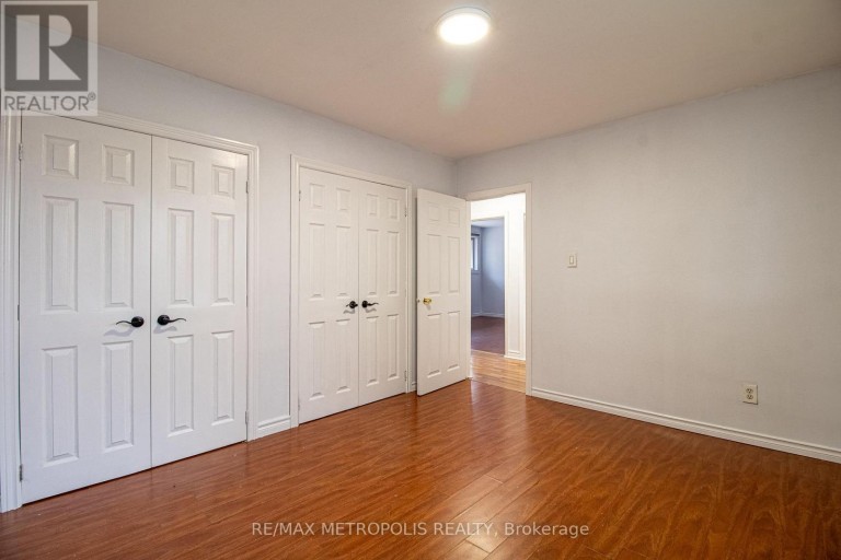 UPPER - 57 CHANCELLOR DRIVE, Toronto (Woburn), Ontario, M1G2W4