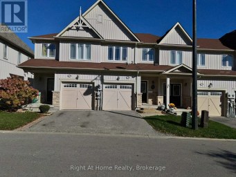 19 - 23 CONNELL LANE Clarington (Bowmanville) Ontario photo 1