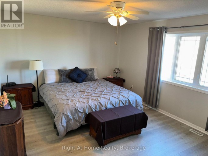 19 - 23 CONNELL LANE, Clarington (Bowmanville), Ontario, L1C0L1