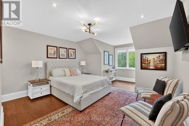 3 BRIDGEWATER DRIVE, Richmond Hill, Ontario, L4E3N4