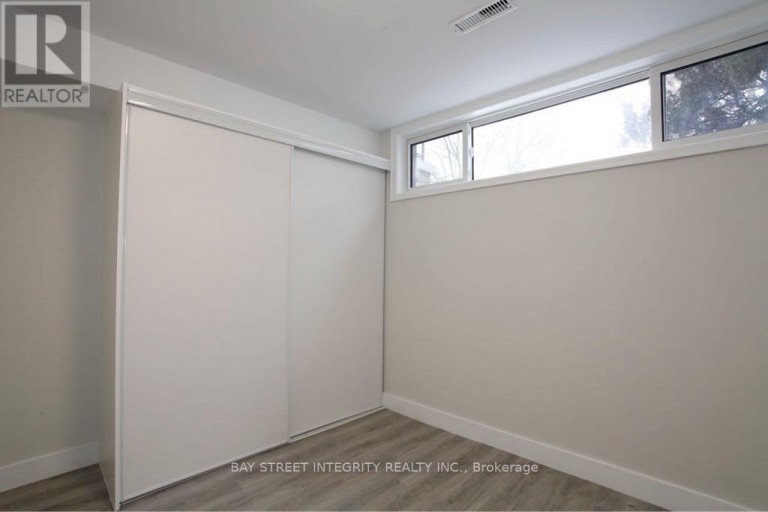 87 TULANE CRESCENT, Toronto (Parkwoods-Donalda), Ontario, M3A2C2