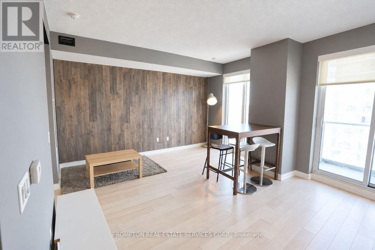 3303 - 117 MCMAHON DRIVE, Toronto (Bayview Village), Ontario, M2K2X9