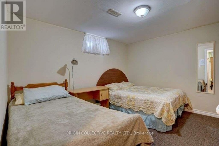 BASEMENT - 42 PAR AVENUE, Toronto (Woburn), Ontario, M1G2G4