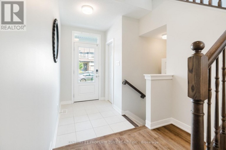 1060 CURRAGLASS WALK, Ottawa, Ontario, K2S2A4