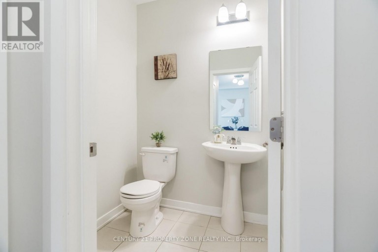 1060 CURRAGLASS WALK, Ottawa, Ontario, K2S2A4