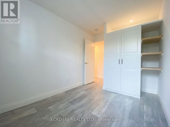 116 - 1801 O'CONNOR DRIVE, Toronto (Victoria Village), Ontario, M4A2P8
