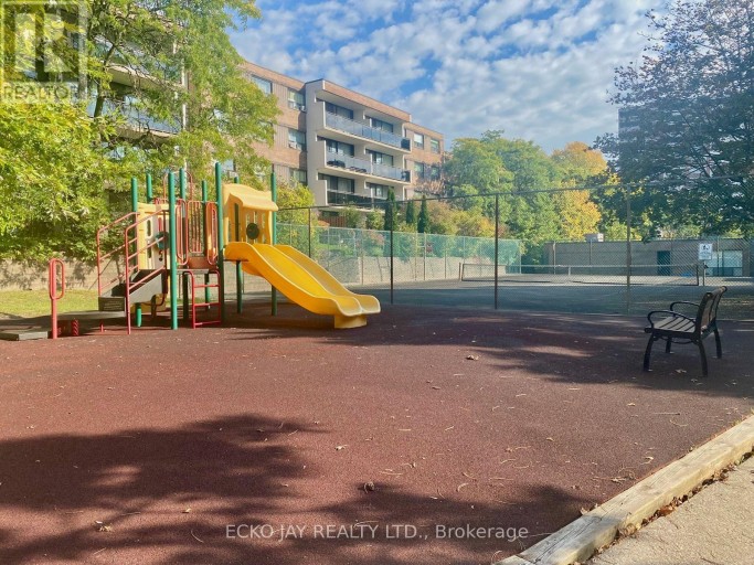 116 - 1801 O'CONNOR DRIVE, Toronto (Victoria Village), Ontario, M4A2P8