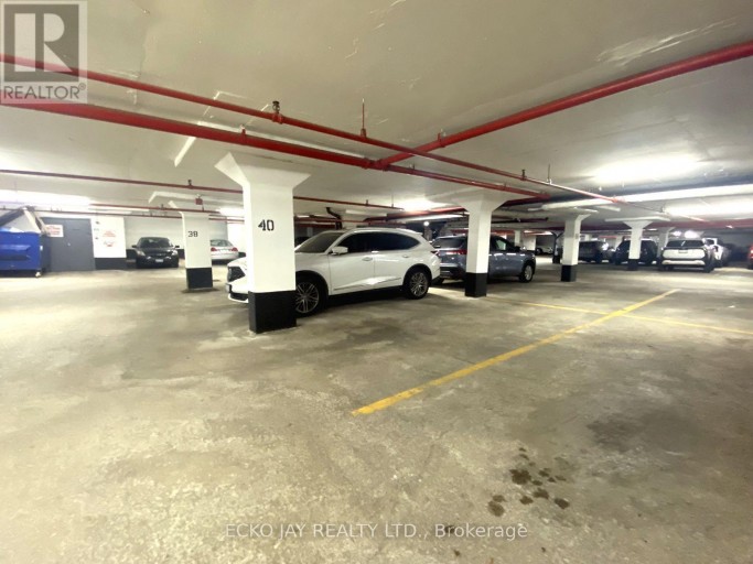 116 - 1801 O'CONNOR DRIVE, Toronto (Victoria Village), Ontario, M4A2P8