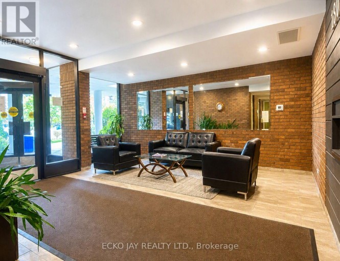 116 - 1801 O'CONNOR DRIVE, Toronto (Victoria Village), Ontario, M4A2P8