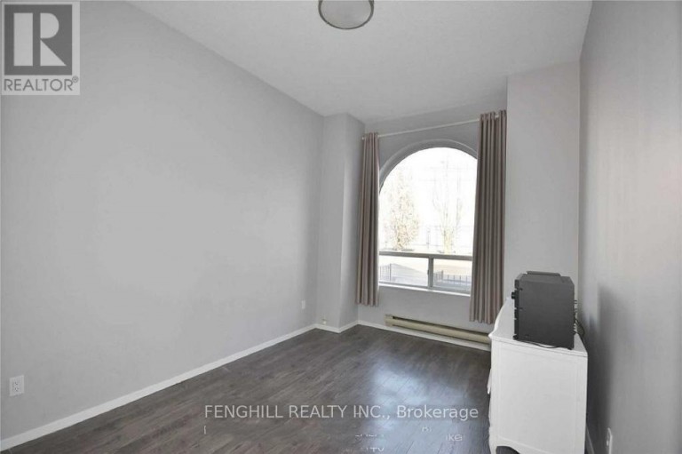 MAIN - 678 BATHURST STREET, Toronto (Palmerston-Little Italy), Ontario, M5S2R3