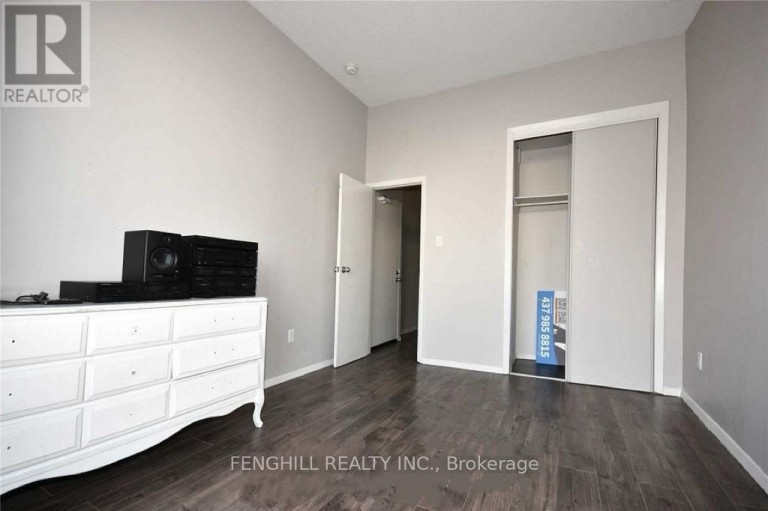 MAIN - 678 BATHURST STREET, Toronto (Palmerston-Little Italy), Ontario, M5S2R3