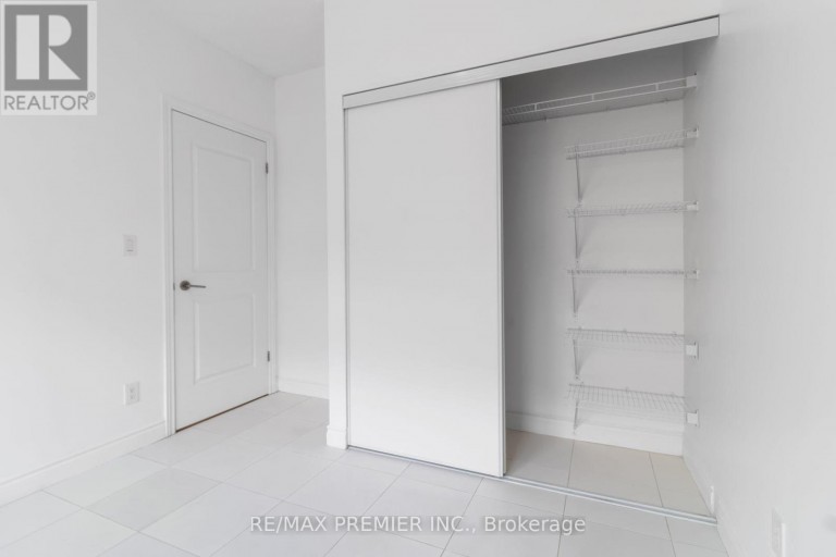 407 - 281 WOODBRIDGE AVENUE, Vaughan (West Woodbridge), Ontario, L4L0C6