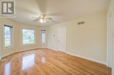 182 FINCH AVENUE E Toronto (Newtonbrook East) Ontario photo 26