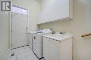 182 FINCH AVENUE E Toronto (Newtonbrook East) Ontario photo 39