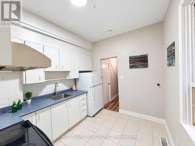 190 MAJOR STREET, Toronto (University), Ontario, M5S2L3