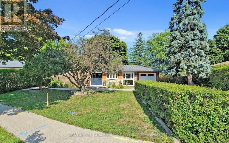 8 WATERFIELD DRIVE, Toronto (Bendale), Ontario, M1P3W5