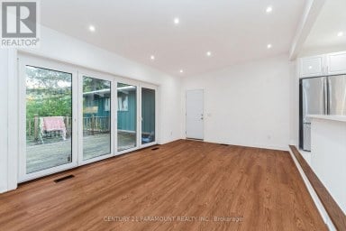 8 WATERFIELD DRIVE Toronto (Bendale) Ontario photo 10