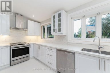 8 WATERFIELD DRIVE Toronto (Bendale) Ontario photo 18